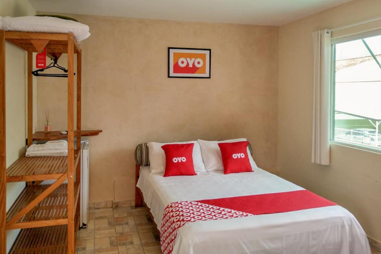 Oyo Hotel Costa Serena Ітапоа Екстер'єр фото